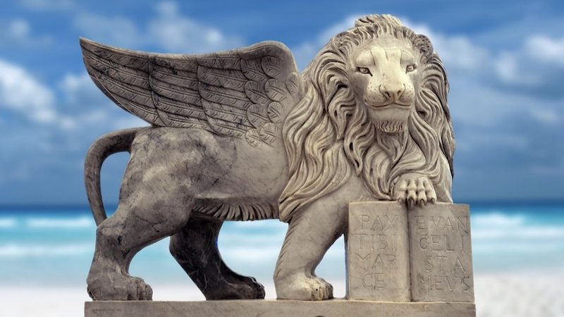 larnaka lion